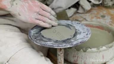 第一部分陶工用手制作传统风格的陶罐
